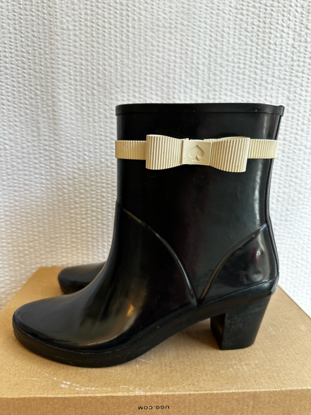 KATE SPADE Paloma Black Heeled Rain Boots Ivory Bow Ankle Booties Size 7